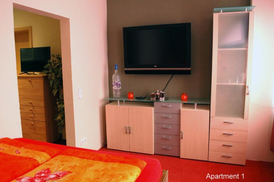 Monteur - Budget Apartments Freital Extérieur photo